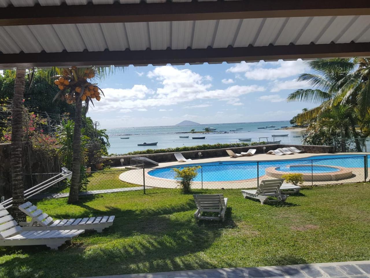 Relax In Mauritius - Private Villa With Family & Friends! - By Feelluxuryholiday 그랑고브 외부 사진